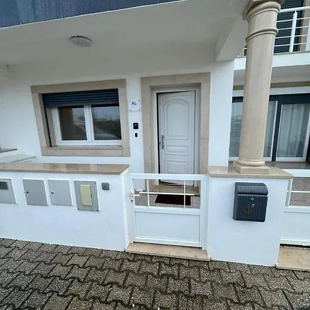 Casa de Férias Sunny Baleal Ferrel (Leiria)